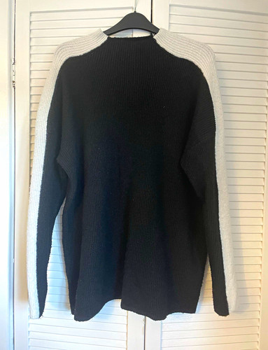 Williams black white knit - jd,