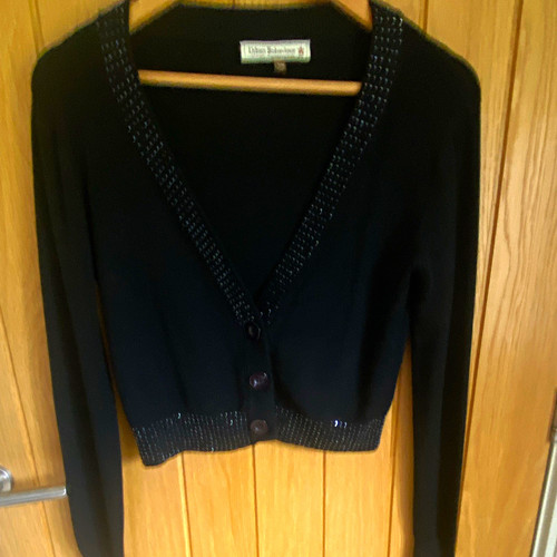 Urban behaviour women - urban, women’s