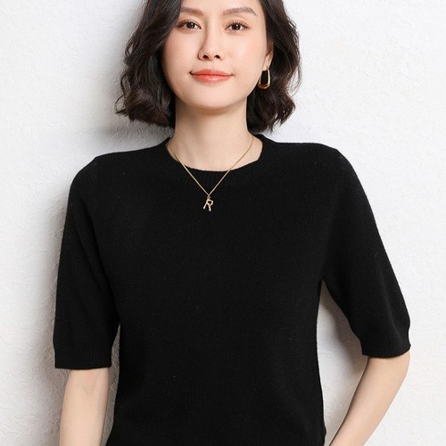 Womens crew neck knit top - neck,