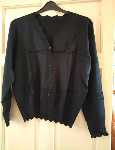 Women black knit round - women’s,